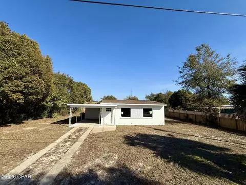 704 Cactus Ave, Panama City, FL 32401