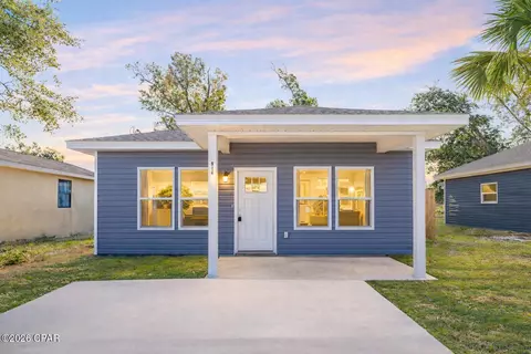 814 E 9th Ct, Panama City, FL 32401