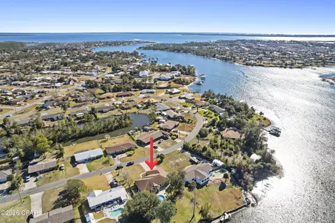 7027 Yellow Bluff Rd, Panama City, FL 32404