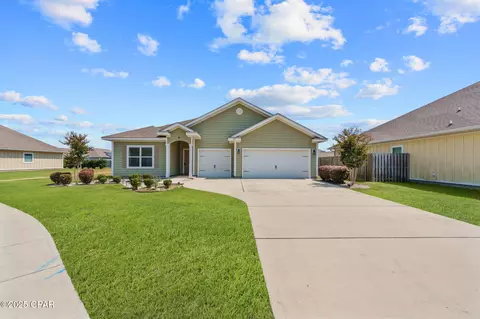 201 Bridge Harbor Dr, Panama City, FL 32404