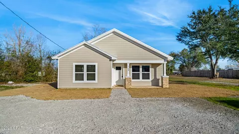 719 Arrow St, Panama City, FL 32404