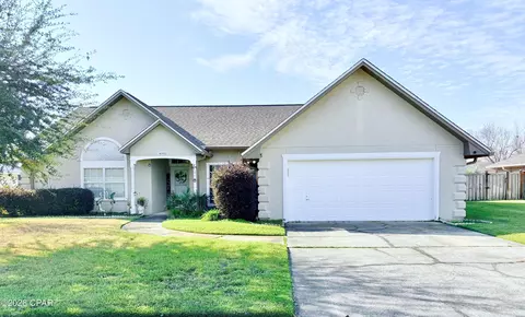 4005 Leeann Cir, Panama City, FL 32405
