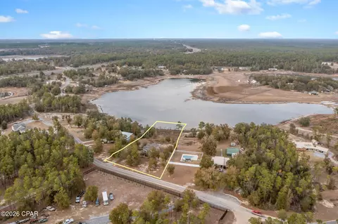 5095 Pine Ridge Dr, Chipley, FL 32428