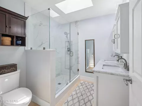 Bath - 550 Seabreeze Cir, Seacrest, FL 32461 photo 2 of 4