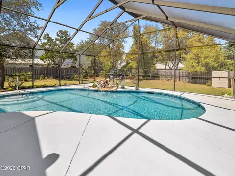 Exterior - 550 Seabreeze Cir, Seacrest, FL 32461 photo 5 of 10