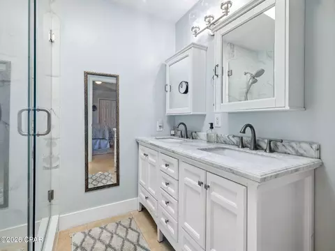 Bath - 550 Seabreeze Cir, Seacrest, FL 32461 photo 1 of 4