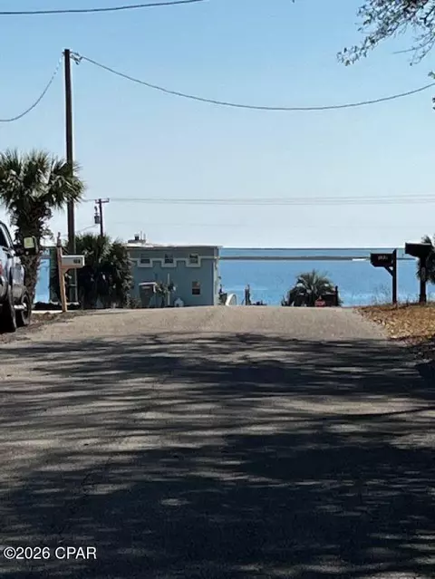 138 Illinois St, Carrabelle, FL 32322 photo 5