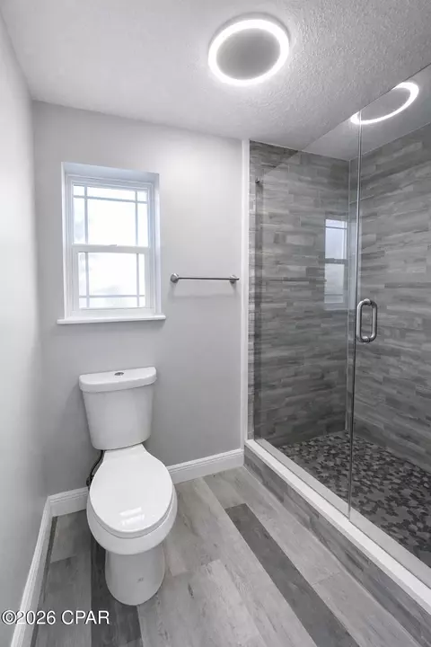 Bath - 2005 N Harbour Dr, Lynn Haven, FL 32444 photo 3 of 7