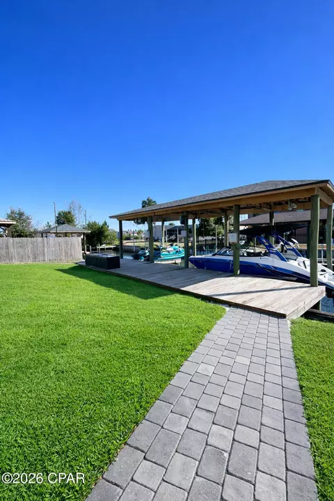 Exterior - 2005 N Harbour Dr, Lynn Haven, FL 32444 photo 3 of 4