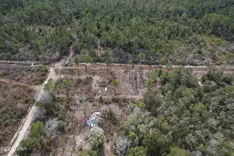 21101 Joann Ln, Fountain, FL 32438