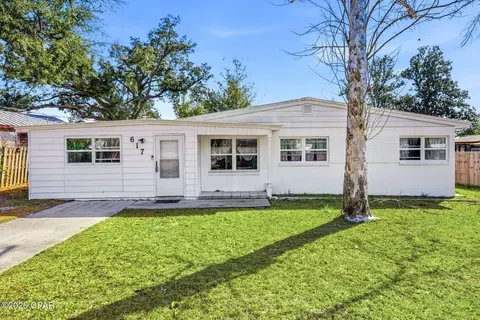 617 N 9th Plz, Panama City, FL 32404
