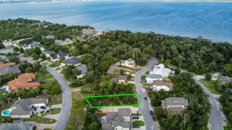 3516 Cottage Cove Ln, Panama City, FL 32408
