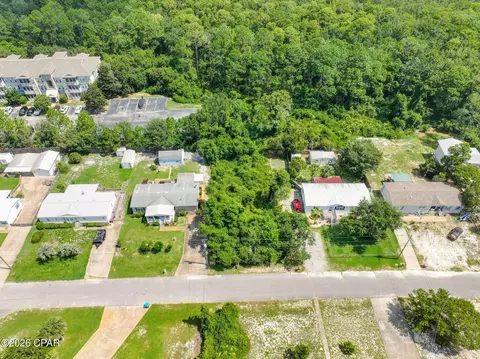 621 Malaga Pl, Panama City Beach, FL 32413