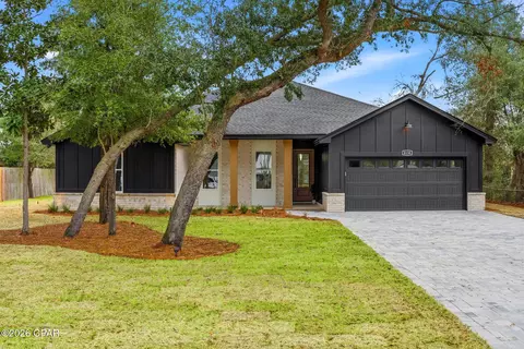 8130 Blanche Ave, Panama City, FL 32404