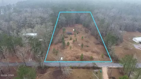 2114 Miller Ln, Chipley, FL 32428