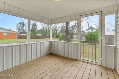 Exterior - 794 2nd St, Chipley, FL 32428 photo 2 of 6
