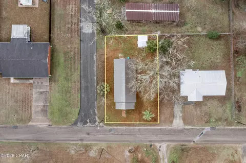 View/Area - 794 2nd St, Chipley, FL 32428 photo 9 of 9