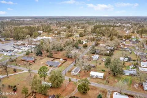 View/Area - 794 2nd St, Chipley, FL 32428 photo 3 of 9