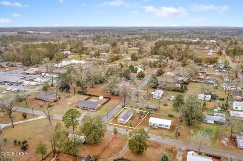 View/Area - 794 2nd St, Chipley, FL 32428 photo 1 of 9