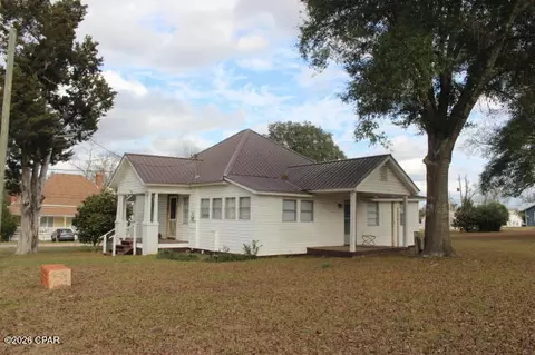 2497 3rd Ave, Alford, FL 32420