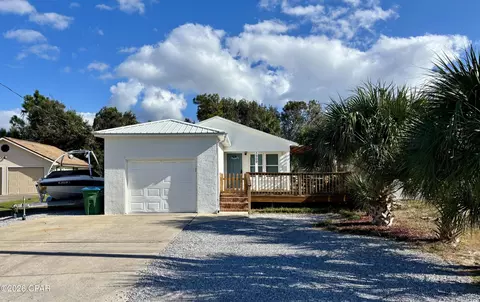 3909 Taurus St, Panama City, FL 32408