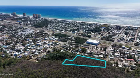 641 Malaga Pl, Panama City Beach, FL 32413