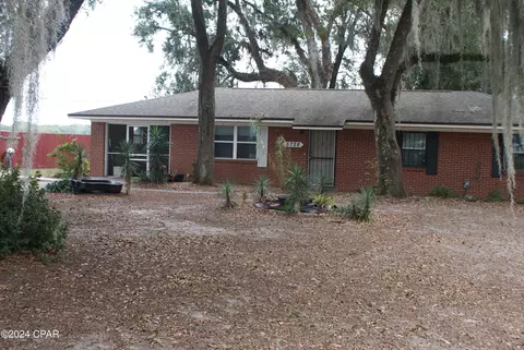 5728 Snowhill Rd, Malone, FL 32445