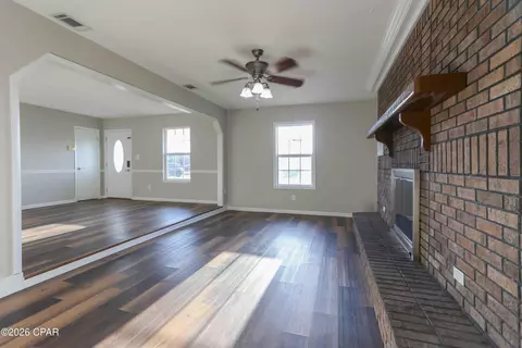 Living - 710 E Pine Forest Dr, Lynn Haven, FL 32444 photo 3 of 8