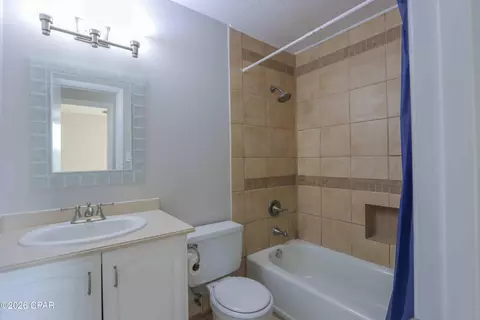 Bath - 710 E Pine Forest Dr, Lynn Haven, FL 32444 photo 1 of 3