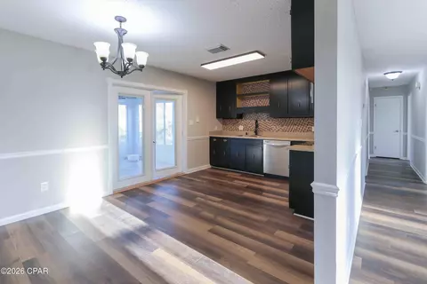 Entry Way - 710 E Pine Forest Dr, Lynn Haven, FL 32444 photo 1 of 3
