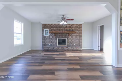 Living - 710 E Pine Forest Dr, Lynn Haven, FL 32444 photo 2 of 8