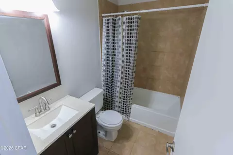 Bath - 710 E Pine Forest Dr, Lynn Haven, FL 32444 photo 3 of 3