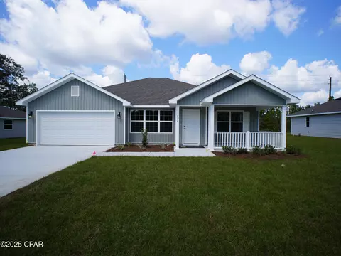 3892 Bricknell Ave, Chipley, FL 32428