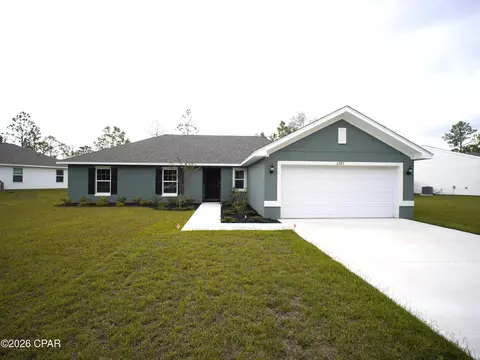 2387 Aquarius Dr, Chipley, FL 32428