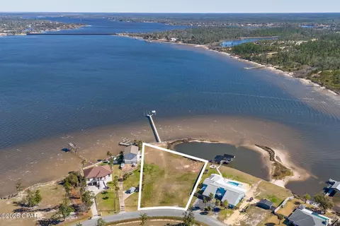 741 N 743 N Bay Dr, Lynn Haven, FL 32444