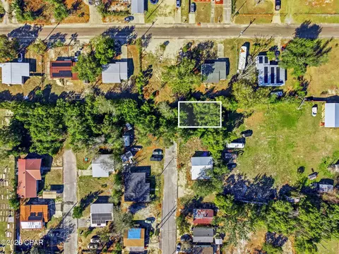 1603 E 8th St, Panama City, FL 32401