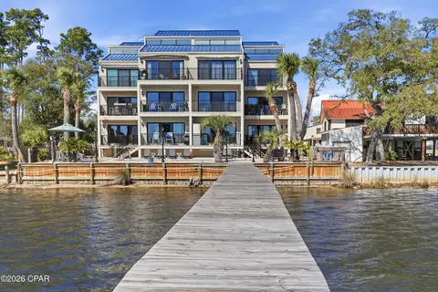 6135 N Lagoon Dr #104, Panama City, FL 32408