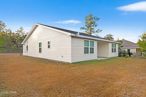 Exterior - 3987 Oxford Ave, Chipley, FL 32428 photo 2 of 5