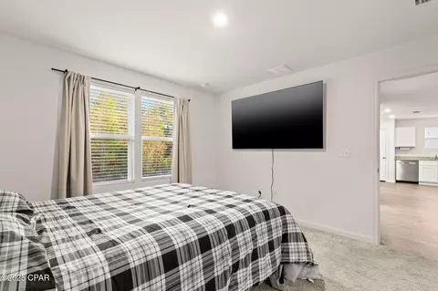 Bedroom - 3987 Oxford Ave, Chipley, FL 32428 photo 5 of 5