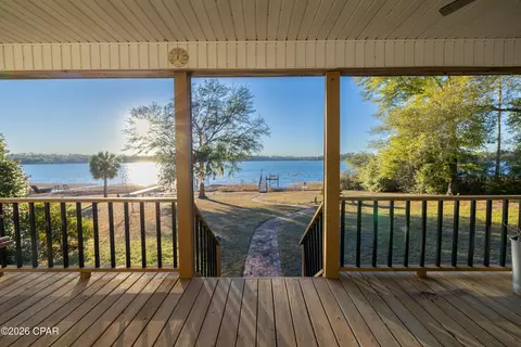 3628 Seminole Ln, Marianna, FL 32448