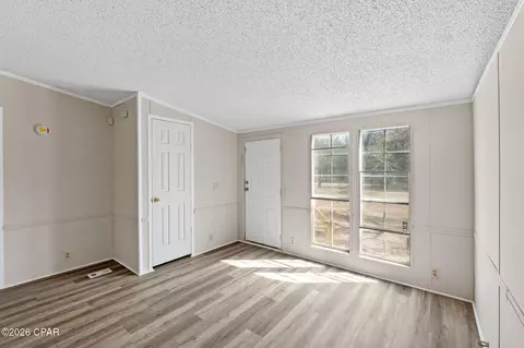 4890 Logan Loop, Malone, FL 32445 photo 7