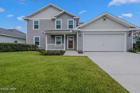 7312 Port Place St, Southport, FL 32409