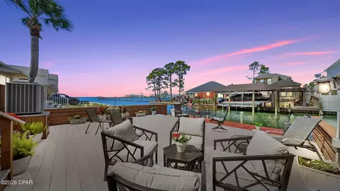 1291 Capri Dr, Panama City, FL 32405