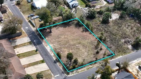 3200 E 2nd Ct, Panama City, FL 32401