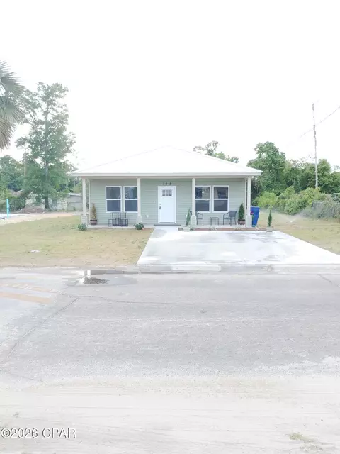 715 Cactus Ave, Panama City, FL 32401