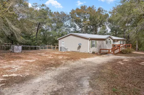 3320 Cardinal Pl, Chipley, FL 32428 photo 2