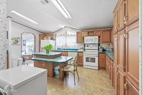 3320 Cardinal Pl, Chipley, FL 32428 photo 9