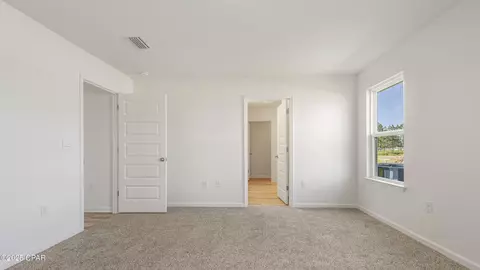 Bedroom - 2152 Shenandoah Blvd, Chipley, FL 32428 photo 2 of 10