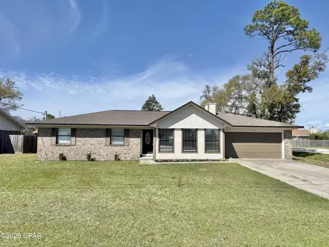 6123 Stephanie Dr, Panama City, FL 32404