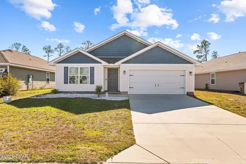 152 Merrion Rd, Southport, FL 32409
